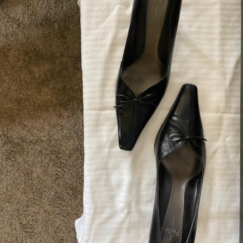WOMEN SHOES